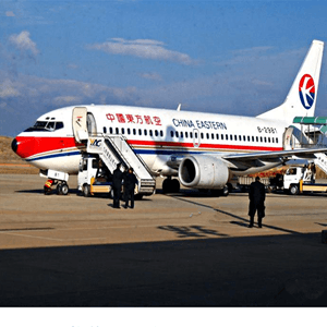 重庆仙女山空运航空快运业稳步发展的原因是什么？